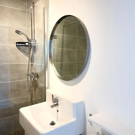 Avec Séparée Centre *